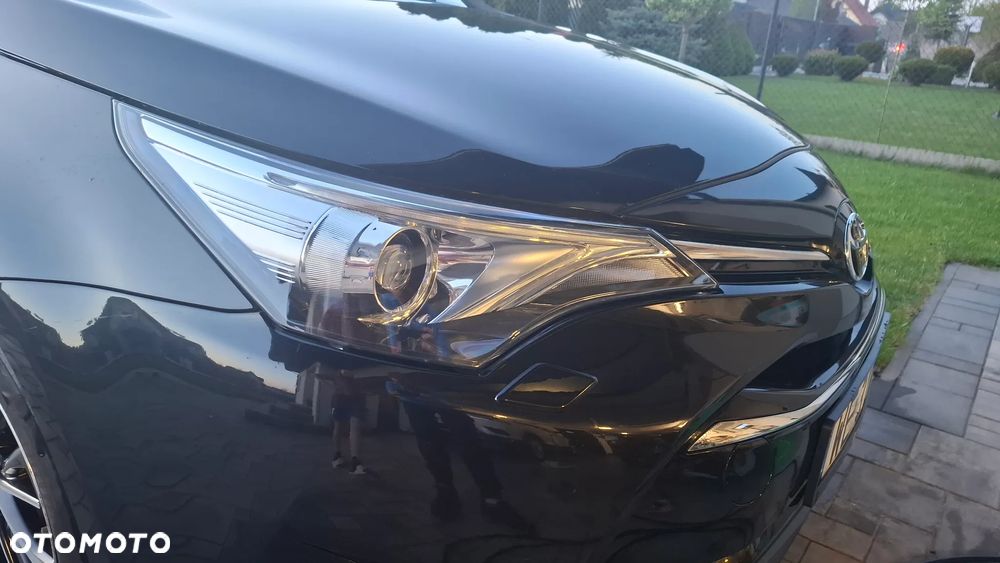 Toyota Avensis 2.0 D-4D Prestige - 21