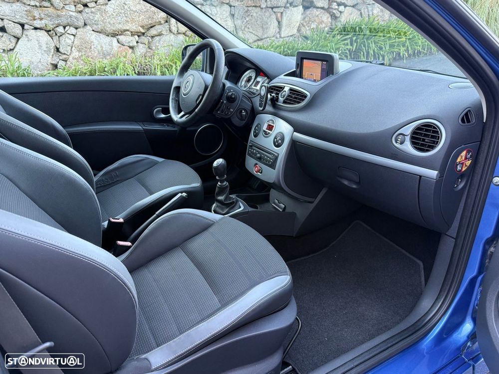 Renault Clio 1.6 16V 130 GT - 20