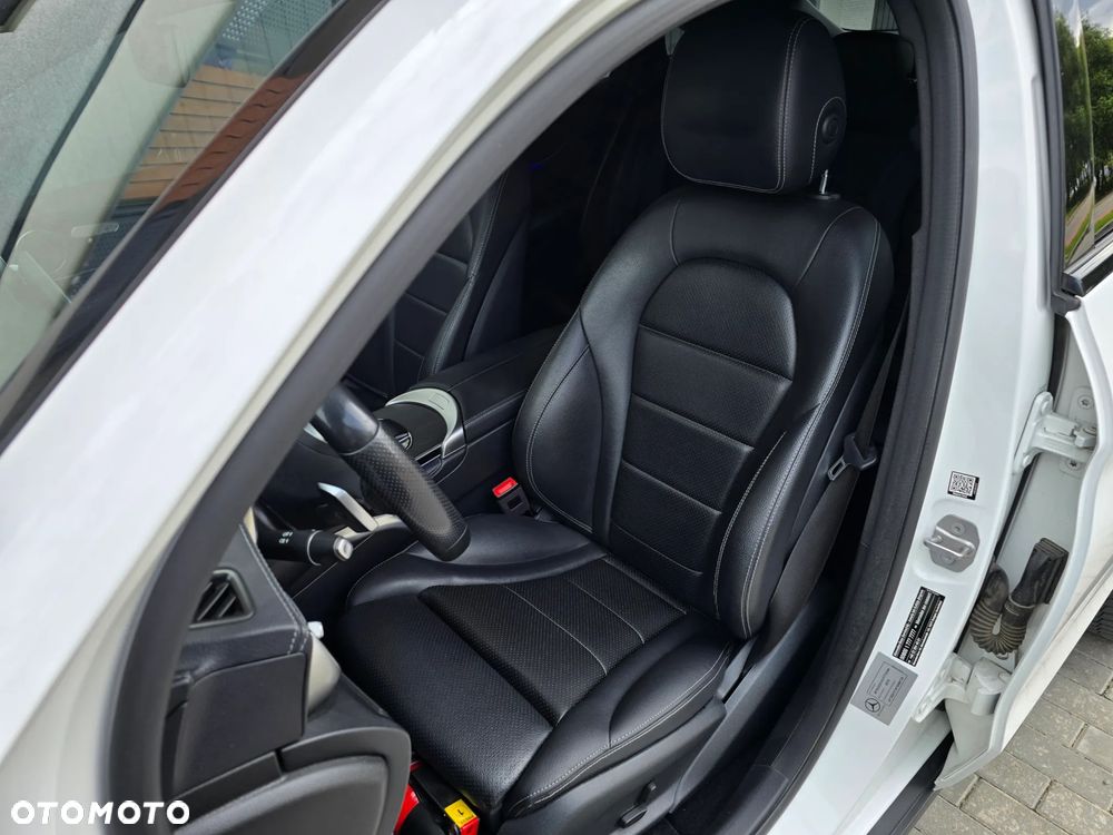 Mercedes-Benz GLC 220 d 4-Matic - 11