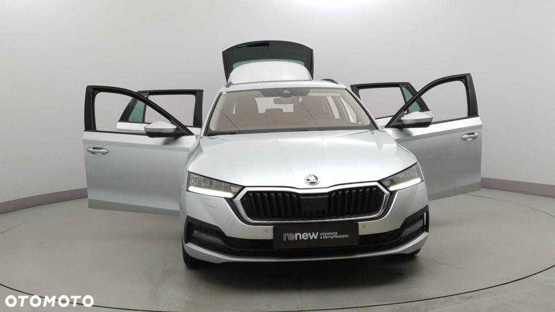 Skoda Octavia - 8