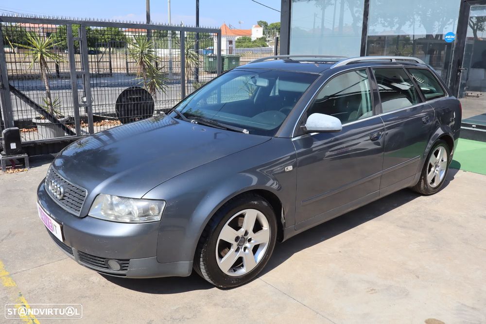 Audi A4 Avant 1.9 TDI m6 - 6