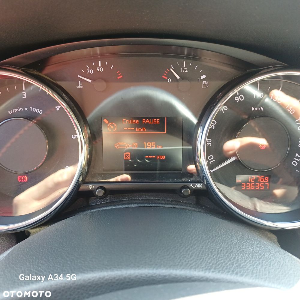 Peugeot 5008 2.0 HDi Premium + - 12