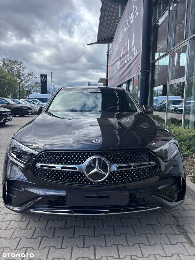 Mercedes-Benz GLC - 4