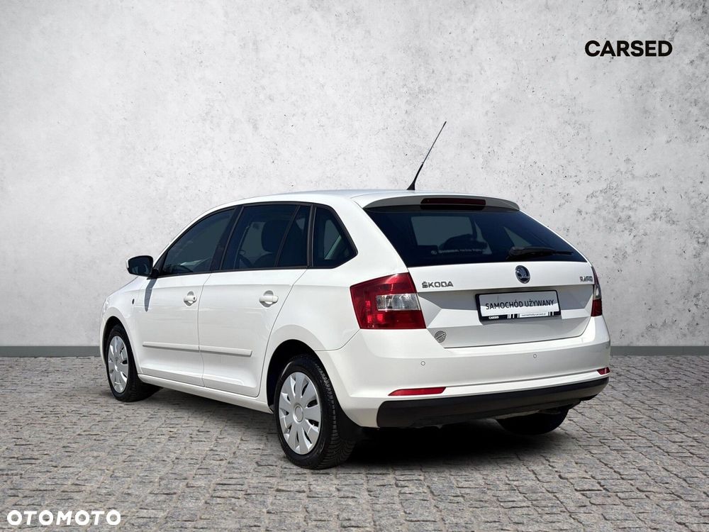 Skoda RAPID 1.2 TSI Ambition - 34