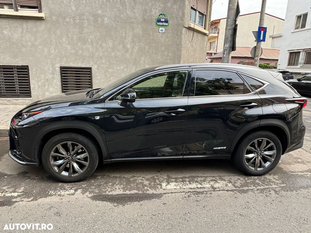 Lexus Seria NX - 10