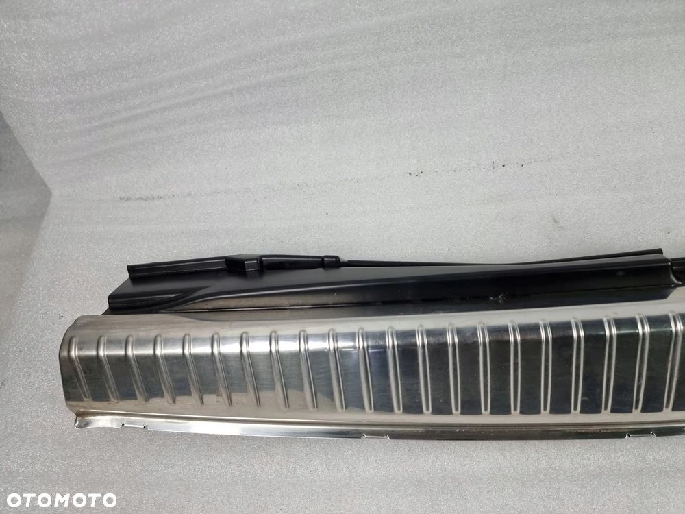 W205 A205 C KLASA OSŁONA PASA ZAMKA TYLNEGO - 5