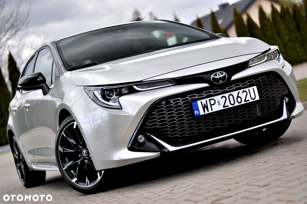 Toyota Corolla 2.0 Hybrid GR Sport - 6