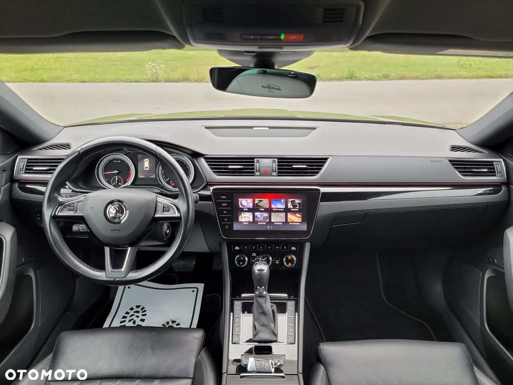 Skoda Superb 2.0 TDI 4x4 L&K DSG - 31