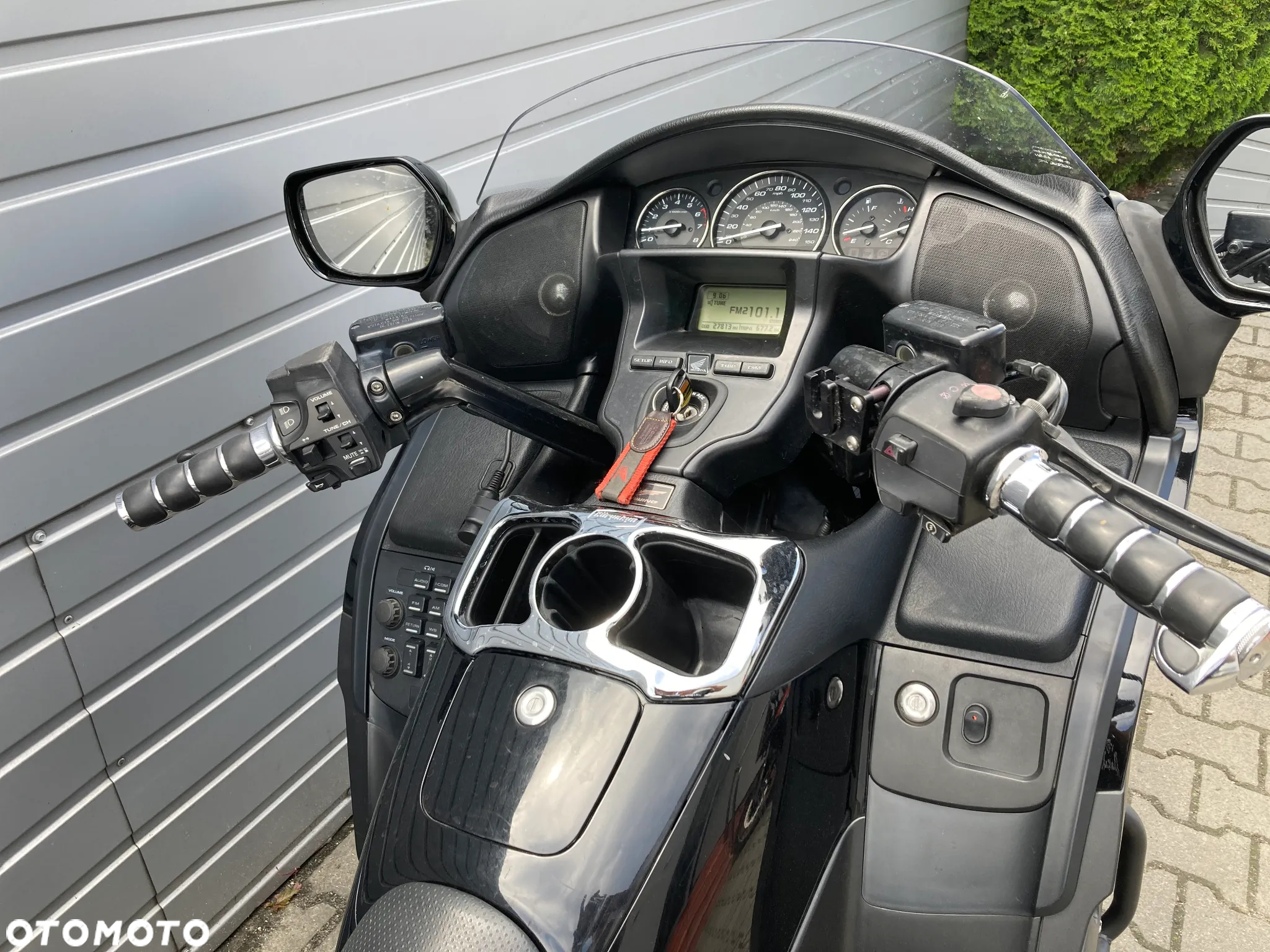 Honda GL - 11