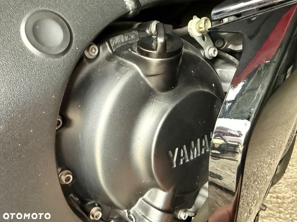Yamaha R6 - 35