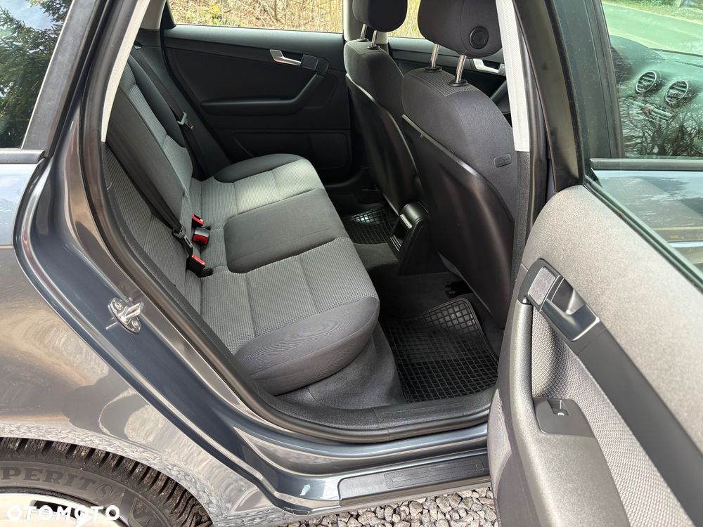 Audi A3 Sportback 1.6 Attraction - 25