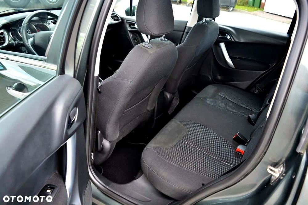 Citroën C3 VTi 120 Automatik Exclusive - 17