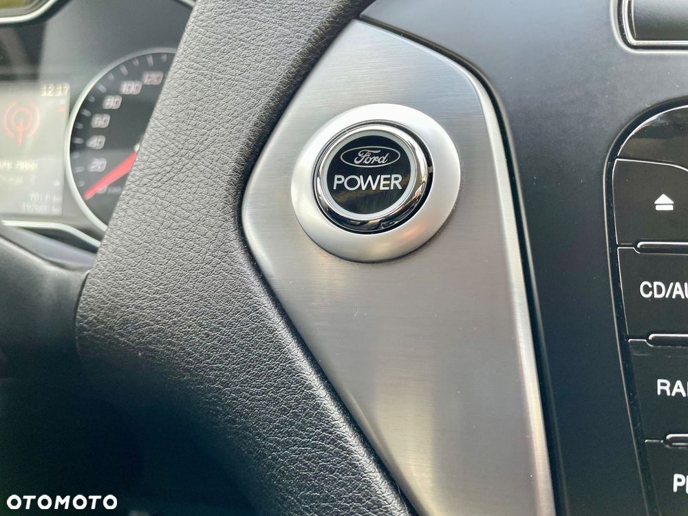 Ford Mondeo 2.0 TDCi Titanium - 11