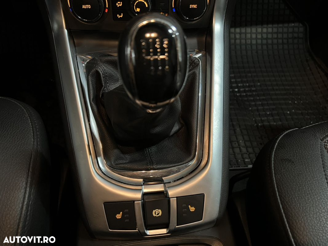 Opel Antara - 22