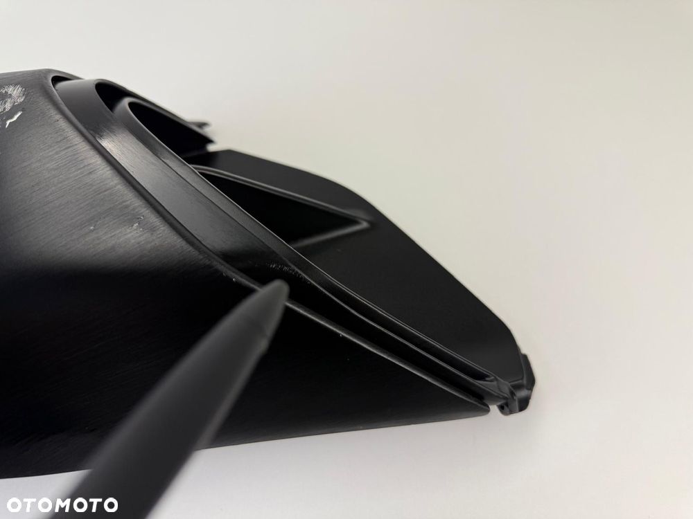 Prawy wlot powietrza Ducati Diavel V4 2023-24 - 8