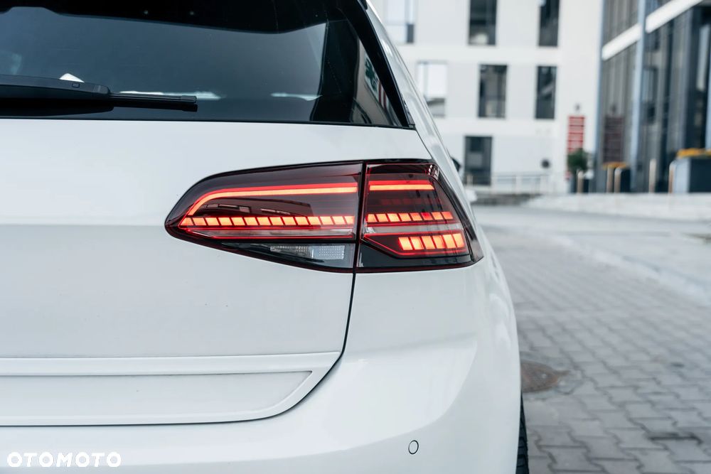 Volkswagen Golf GTI (BlueMotion Technology) DSG Performance - 25