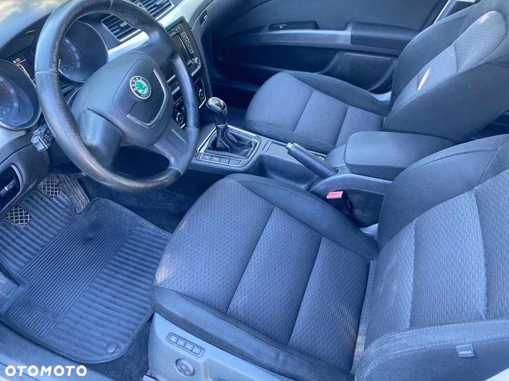 Skoda Superb 1.8 TSI Elegance - 27