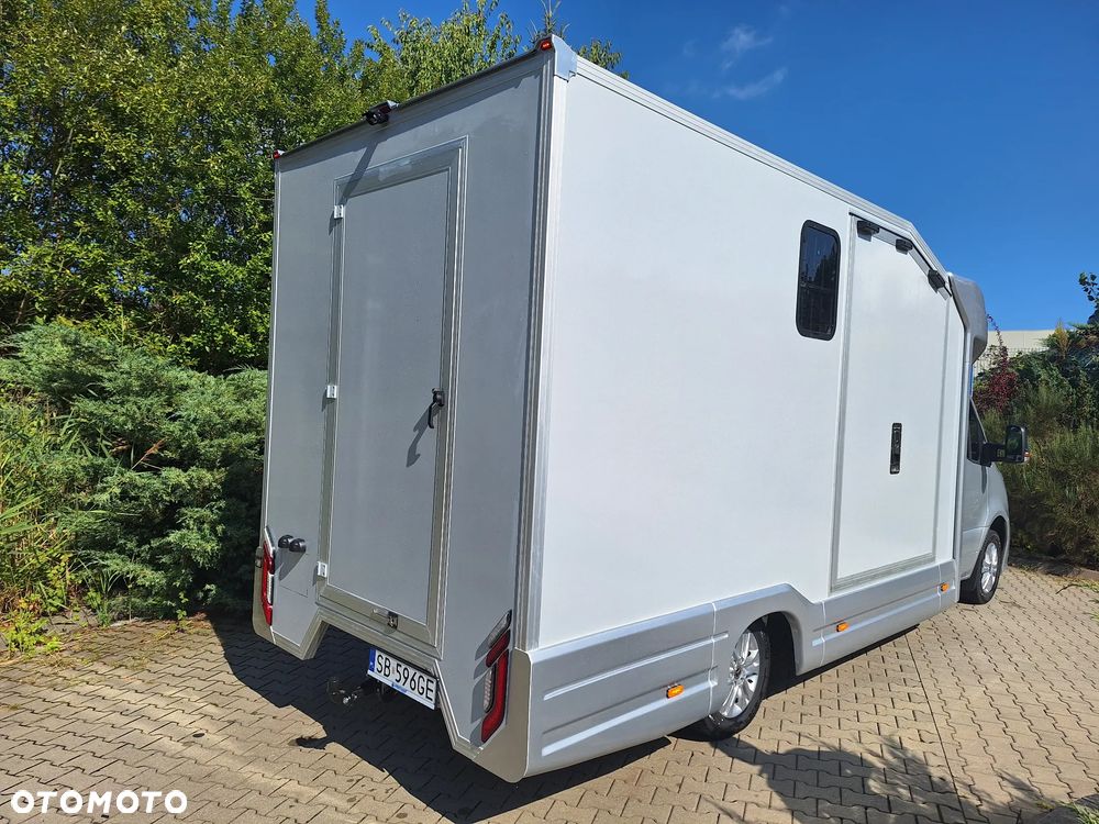 Mercedes-Benz Sprinter 319 - 4