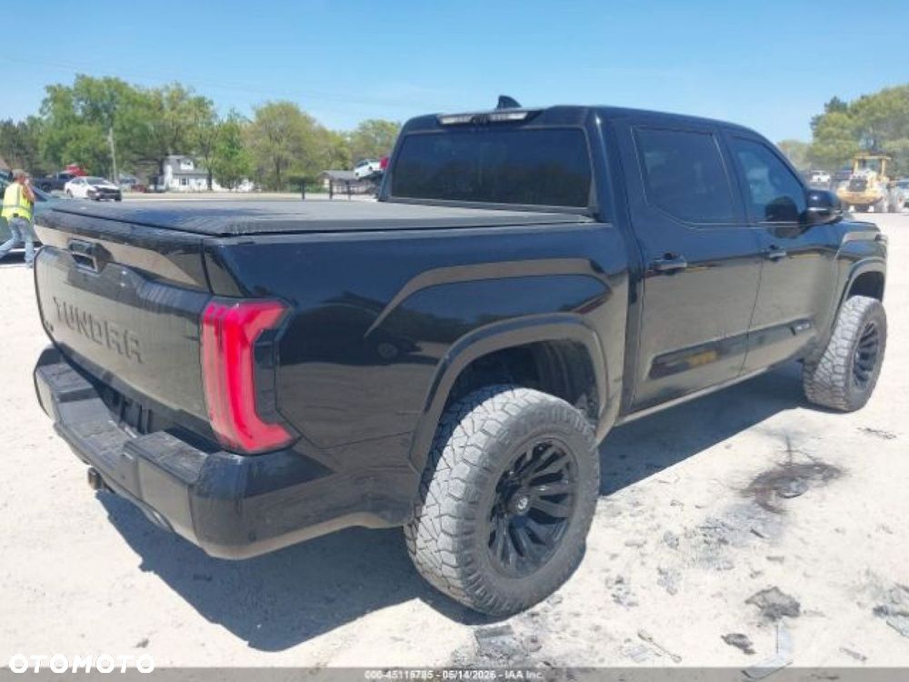 Toyota Tundra - 3