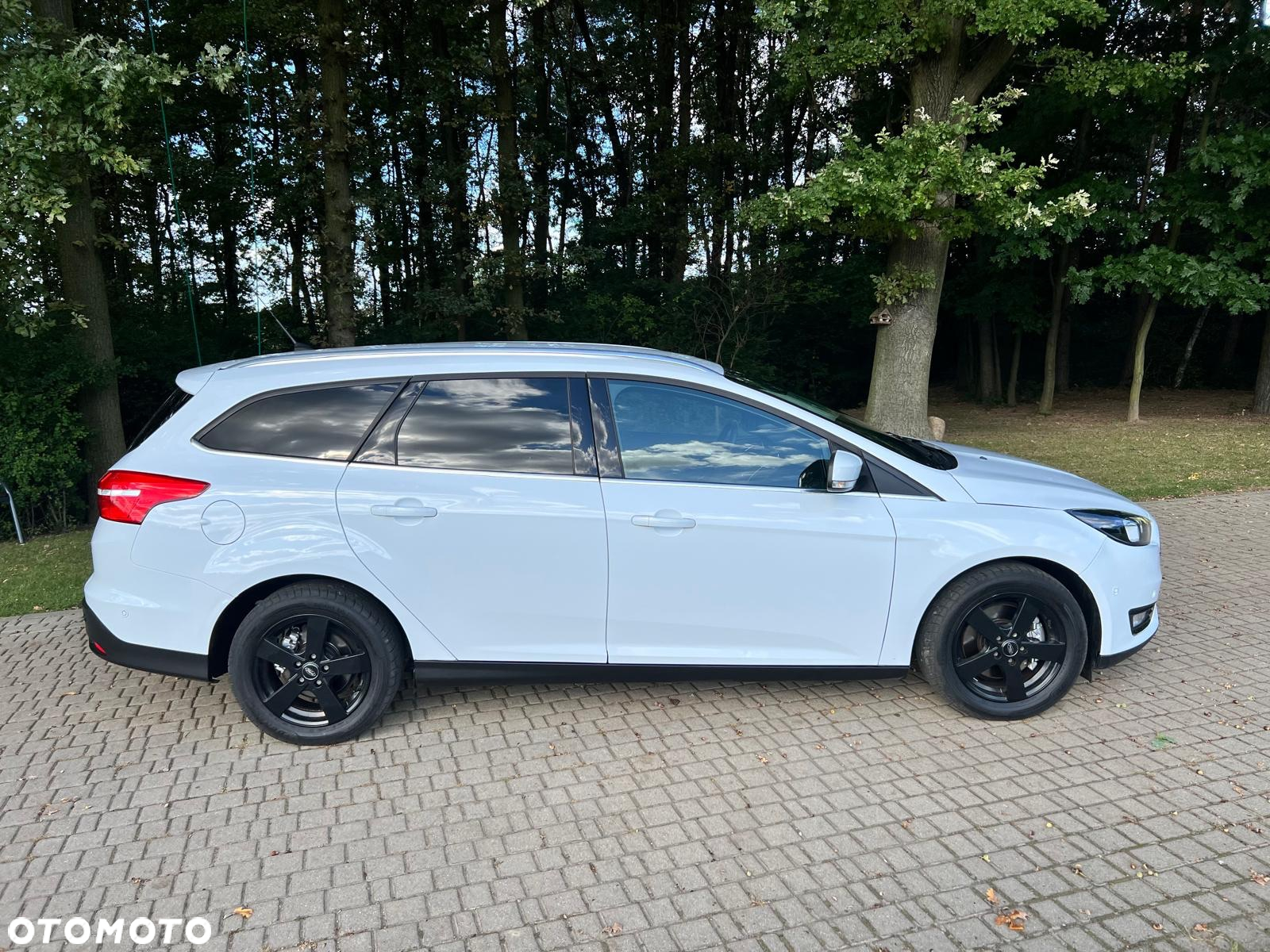 Ford Focus 1.5 EcoBoost Start-Stopp-System Titanium - 6