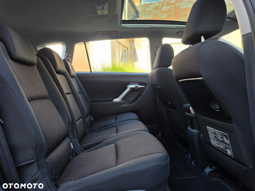 Toyota Verso - 25
