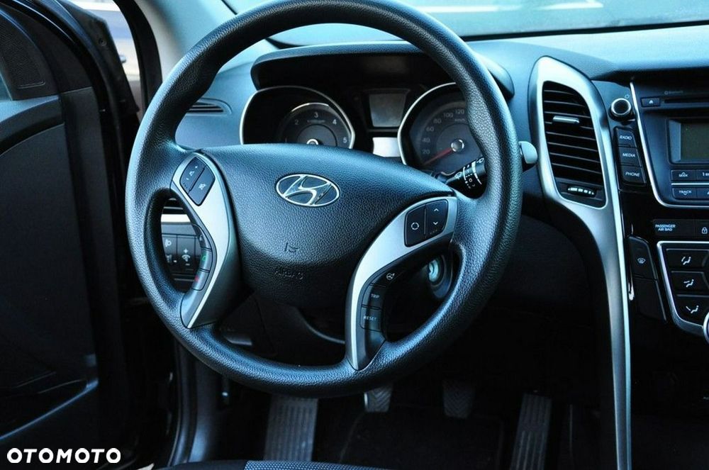 Hyundai i30 1.4 CRDi Base - 35