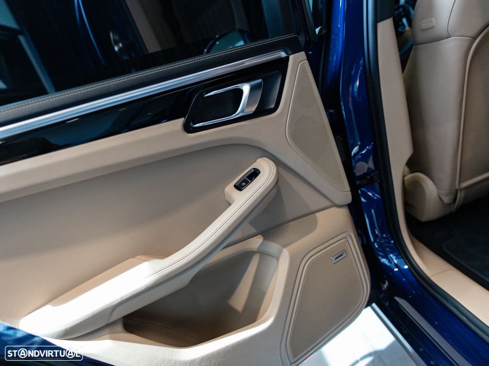 Porsche Macan T PDK - 34