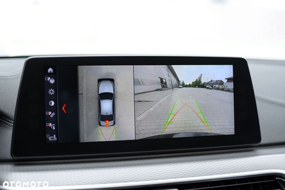 BMW Seria 5 540i xDrive Sport Line - 13