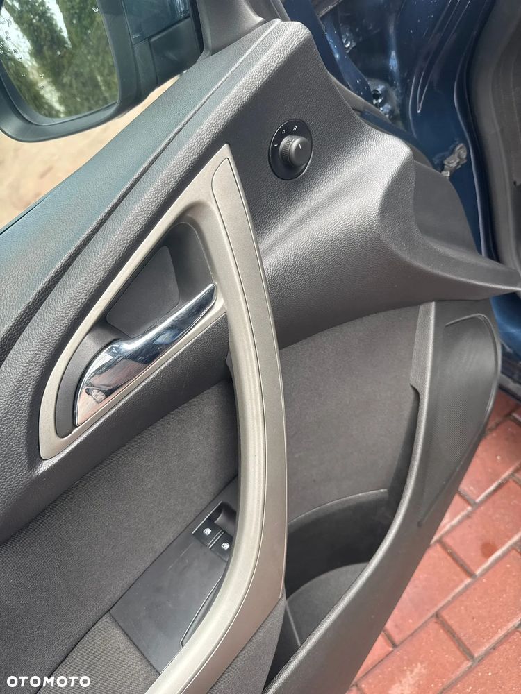 Opel Astra - 12