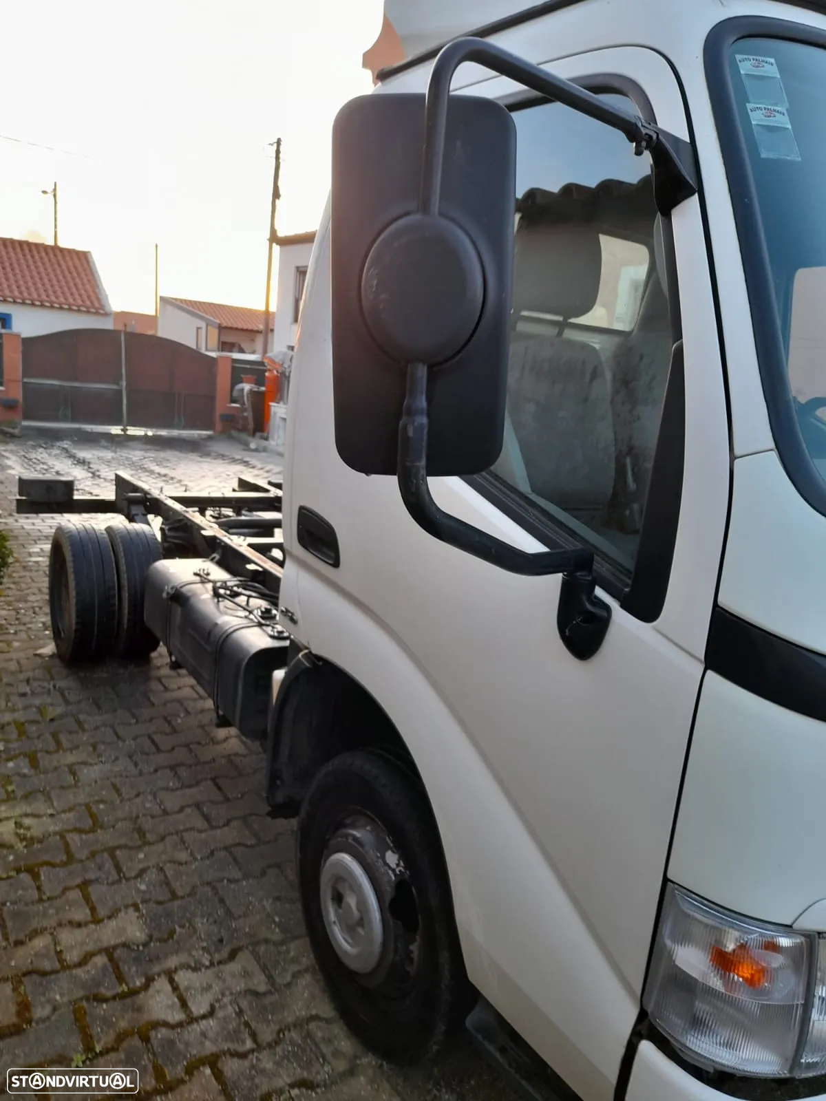 Toyota Dyna - 4