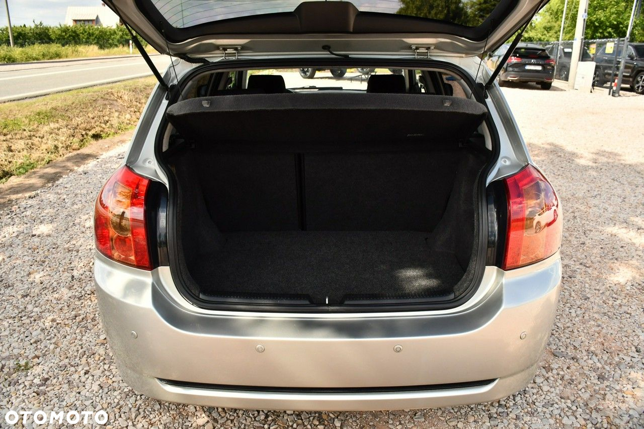 Toyota Corolla - 39