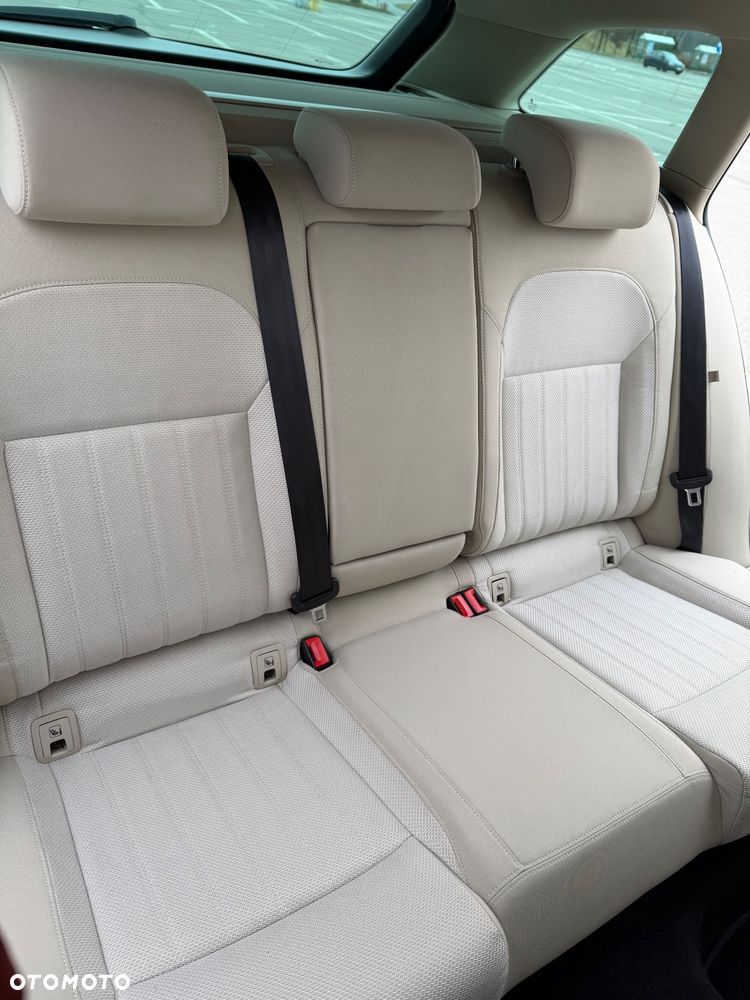 Skoda Superb 2.0 TDI Style DSG - 32
