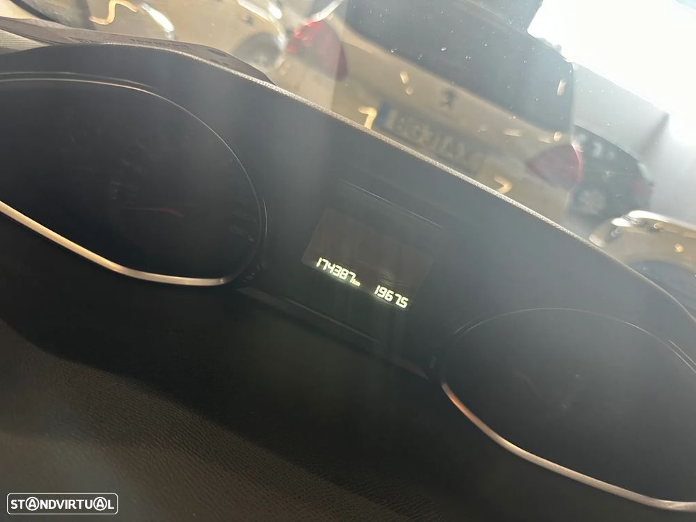 Peugeot 308 1.5 BlueHDi Business Line - 18