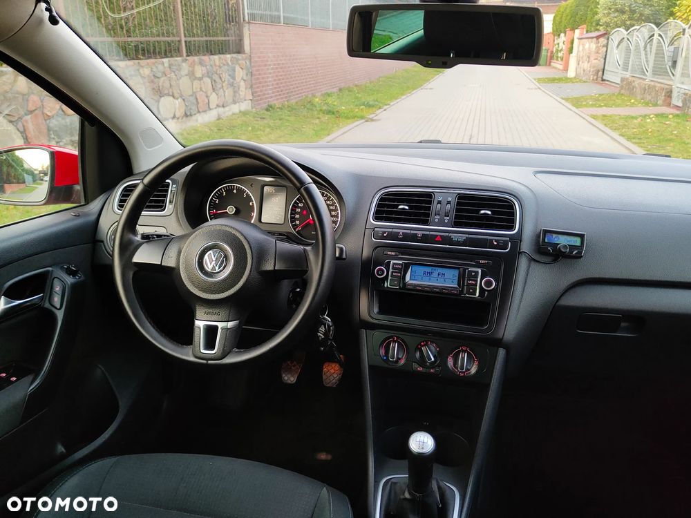 Volkswagen Polo - 13