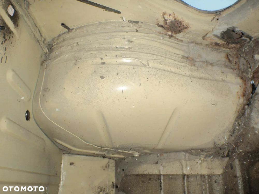 karoseria błotnik poszycie dach ćwiartka buda słupek nadkole 126p maluch - 32