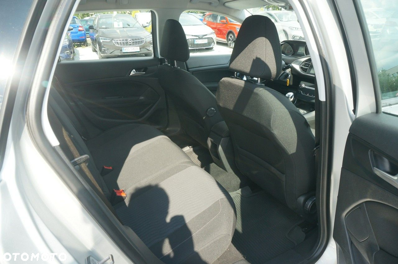 Peugeot 308 - 30