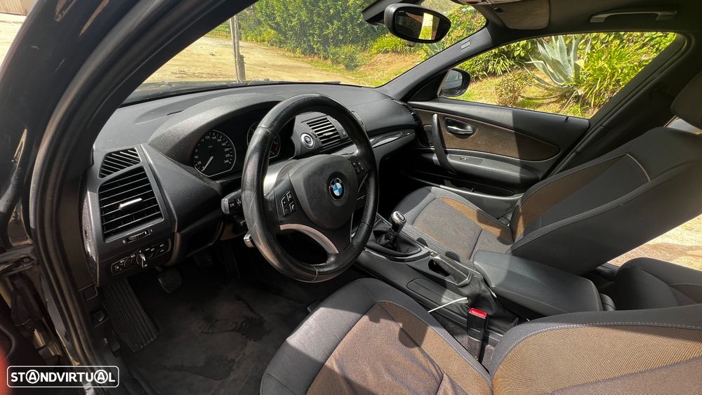 BMW 116 d Sport Line - 12