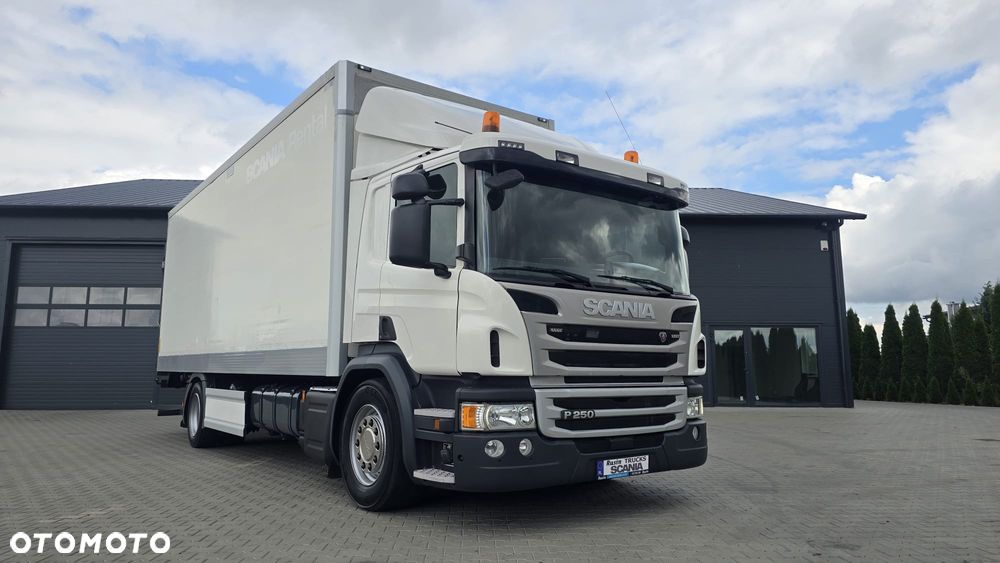 Scania P250 Euro 6 kurierka zabudowa kontener kurierka full air super stan! świeży import! - 1
