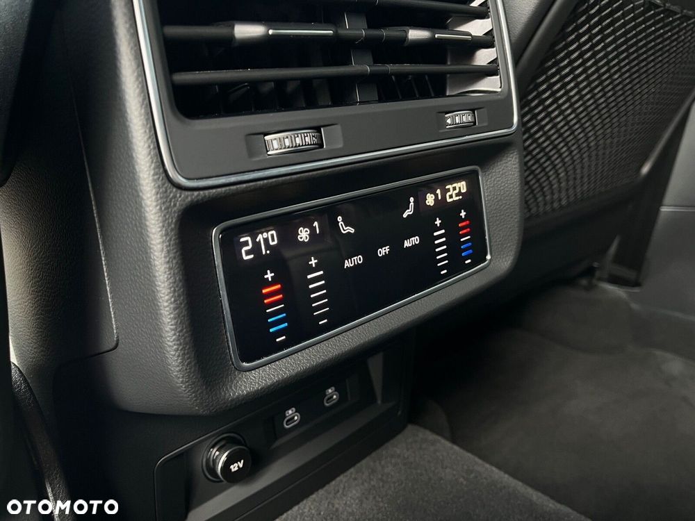 Audi SQ8 TFSI Quattro Tiptronic - 38
