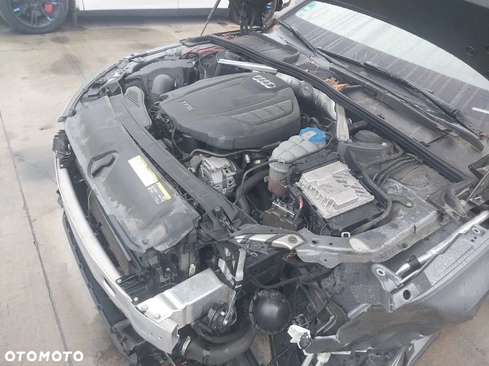 Audi A4 Limousine - 6