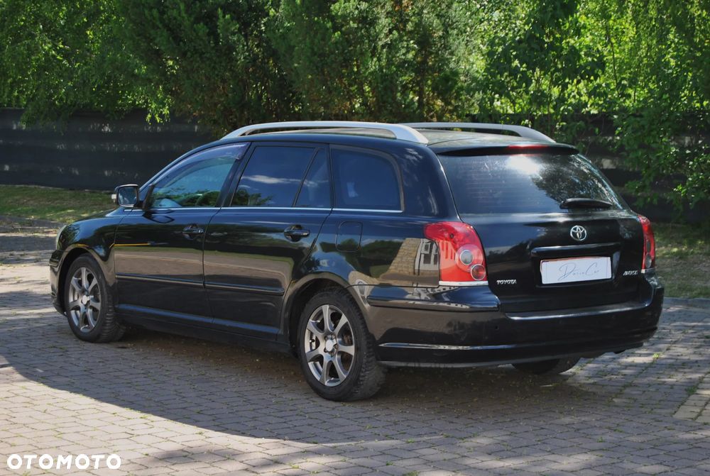 Toyota Avensis 1.8 VVT-i Automatik Sol - 4