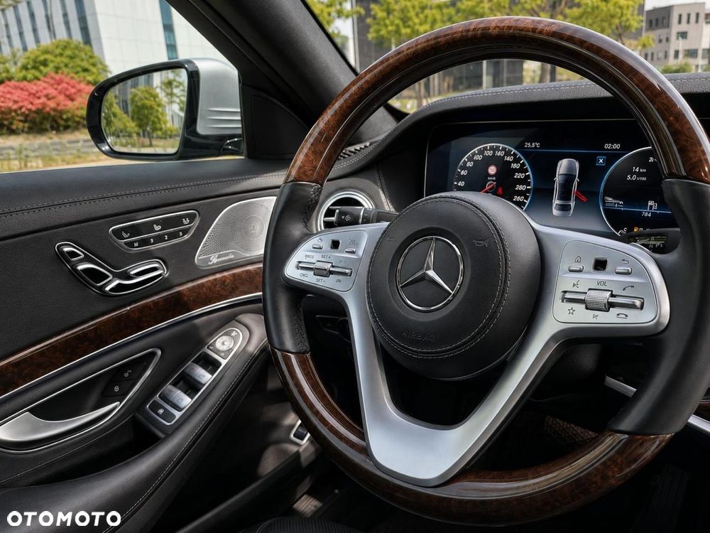 Mercedes-Benz Maybach Klasa S 560 9G-TRONIC - 18