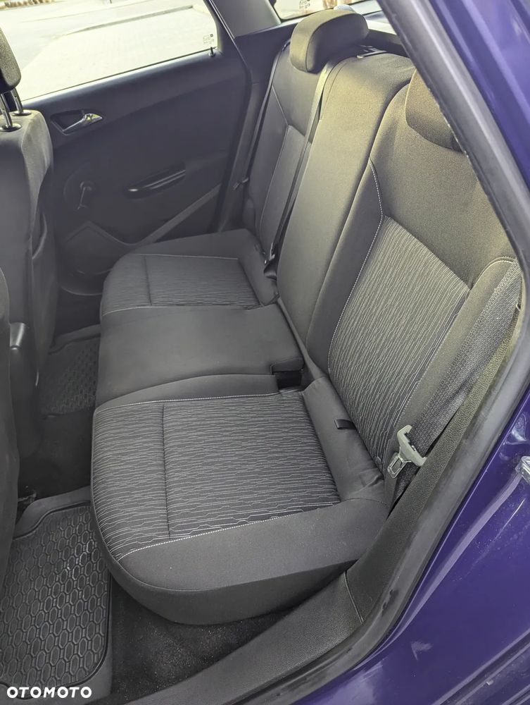 Opel Astra IV 1.4 T Enjoy - 15