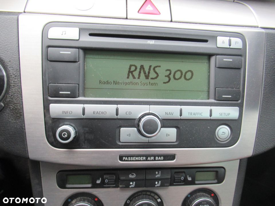 RADIO CD RNS300 VW PASSAT B6 VW TOURAN I VW GOLF V SEAT LEON 2 - 2