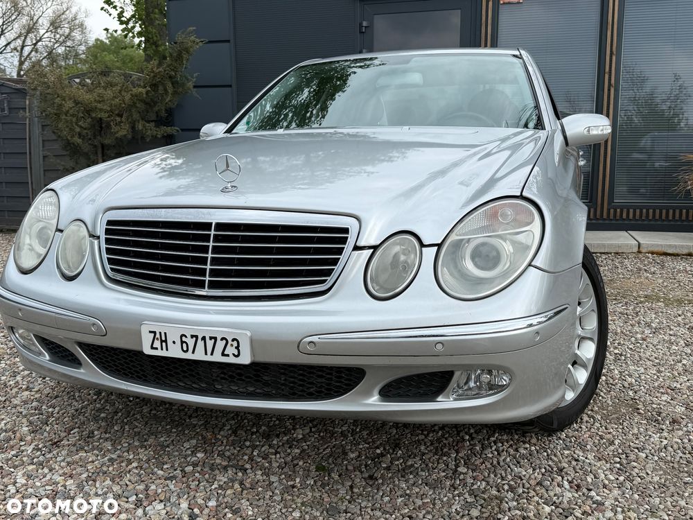 Mercedes-Benz Klasa E 500 7G-TRONIC Elegance - 4