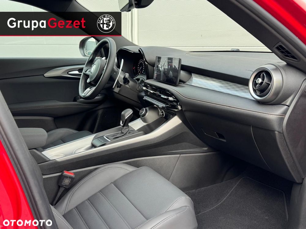 Alfa Romeo Tonale 1.3 PHEV Q4 Veloce - 17