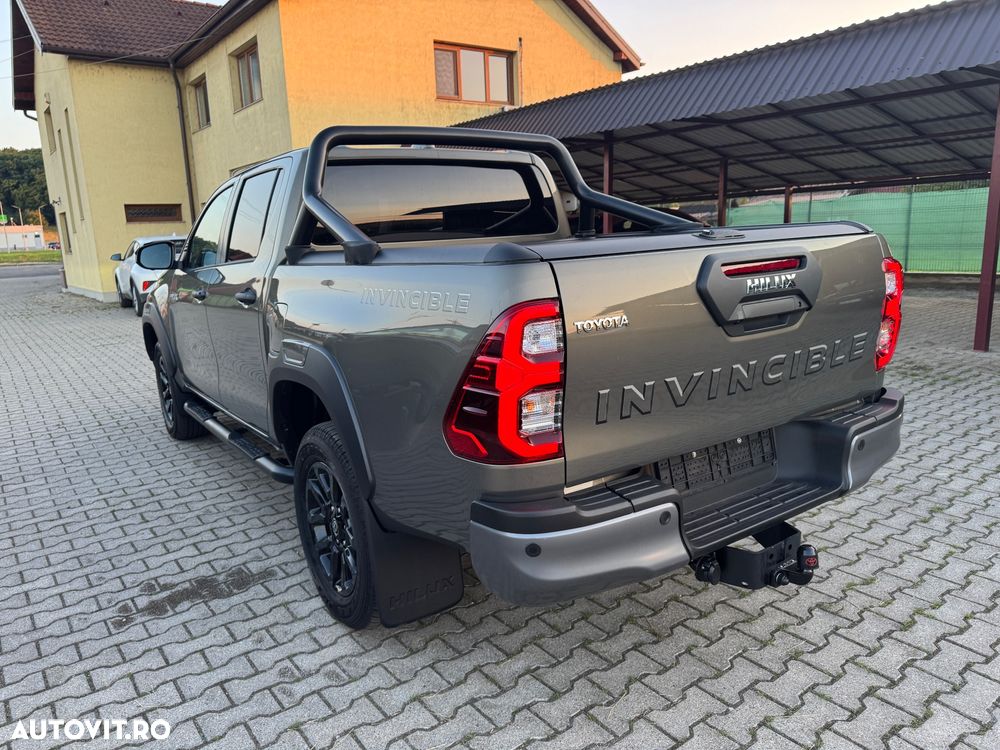 Toyota Hilux 2.8D 204CP 4x4 Double Cab AT MHEV Invincible - 7