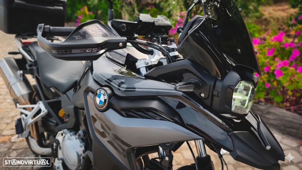 BMW F 750 GS BMW F750 GS Triple Black 10.600km - 1