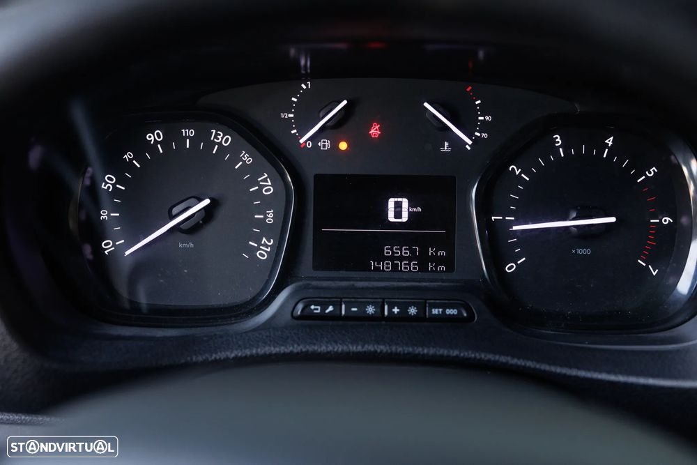 Citroën Jumpy 2.0 BlueHDi 120cv - 16