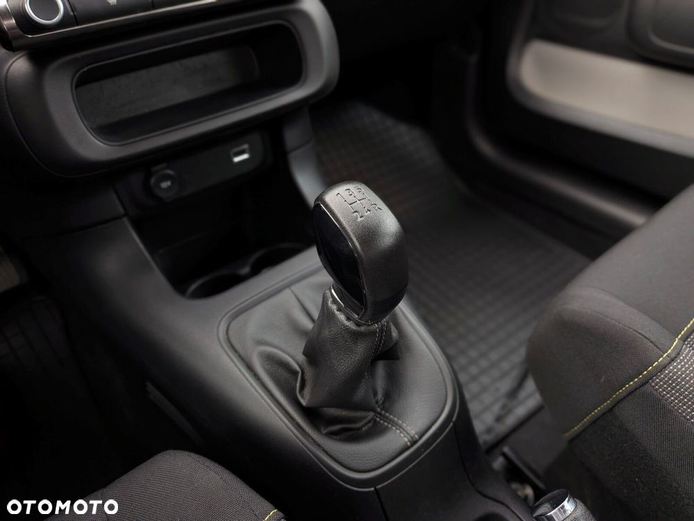 Citroën C3 1.2 PureTech Feel - 28